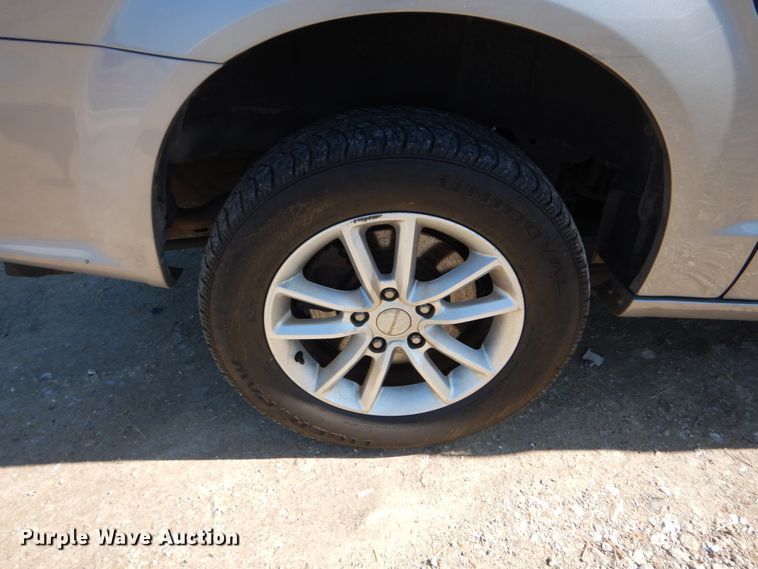 image for item GT9626 2014 Dodge Grand Caravan  handicap accessible van