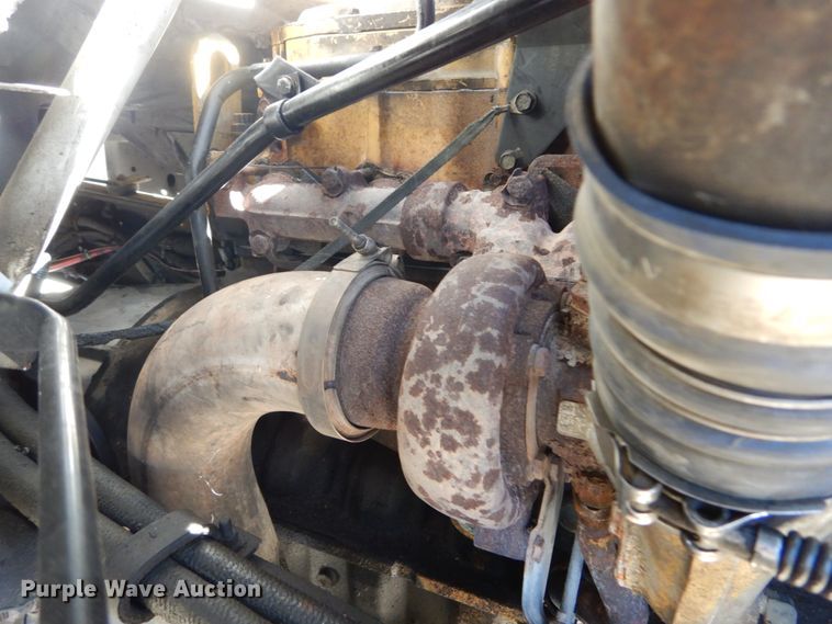 image for item GT9628 2000 Ford F750 Super Duty XL  flat bed truck