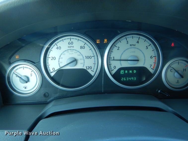 image for item GT9629 2008 Chrysler Town & Country  van