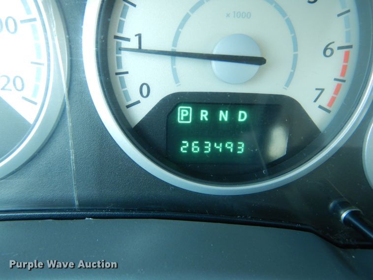 image for item GT9629 2008 Chrysler Town & Country  van