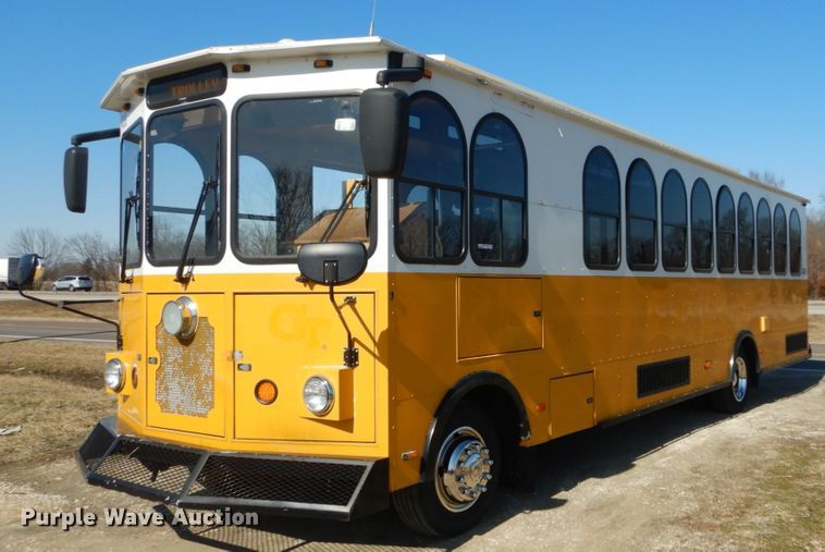 image for item GT9630 2010 Freightliner MB55  trolley