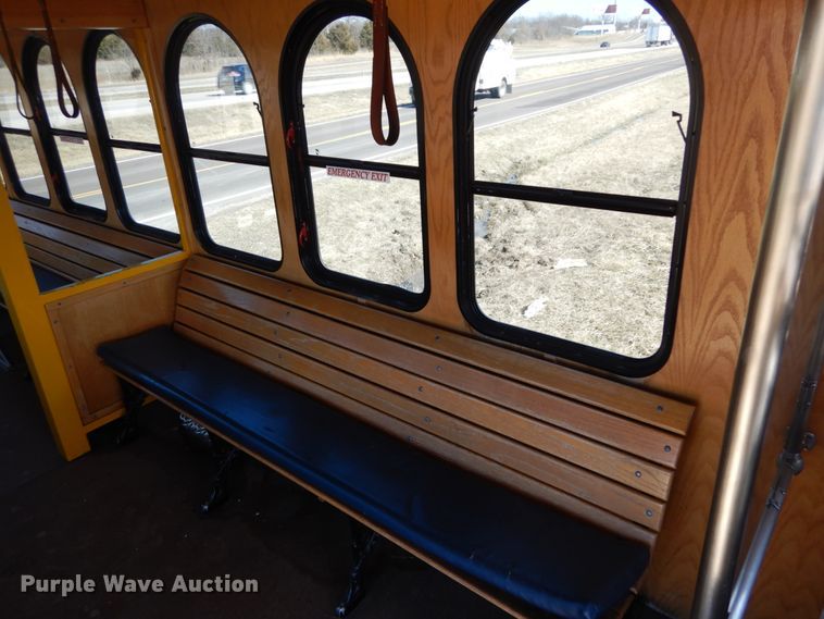 image for item GT9630 2010 Freightliner MB55  trolley