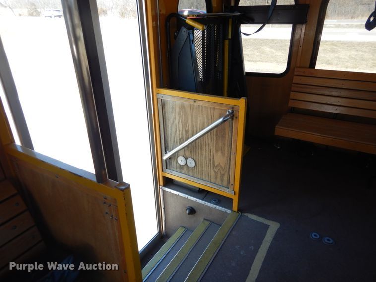 image for item GT9630 2010 Freightliner MB55  trolley