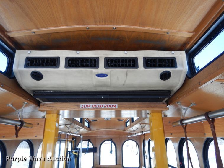 image for item GT9630 2010 Freightliner MB55  trolley