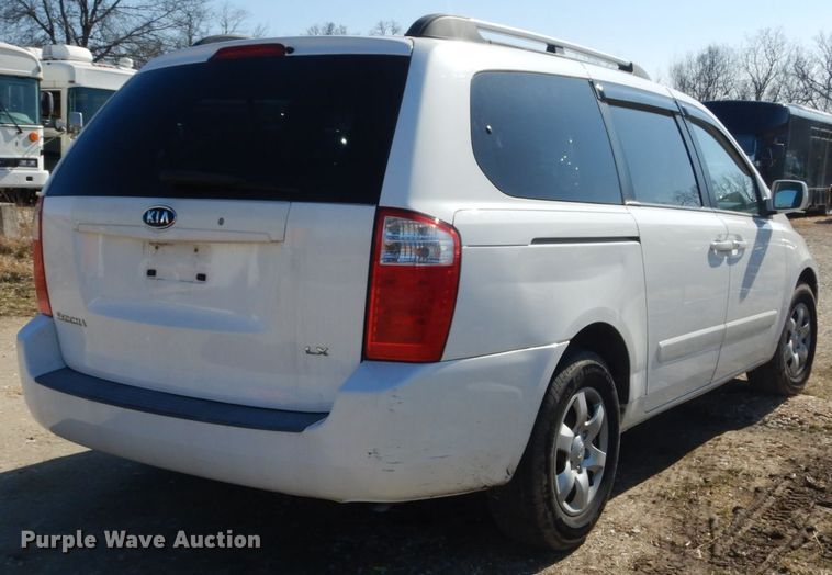 image for item GT9631 2008 Kia Sedona  van