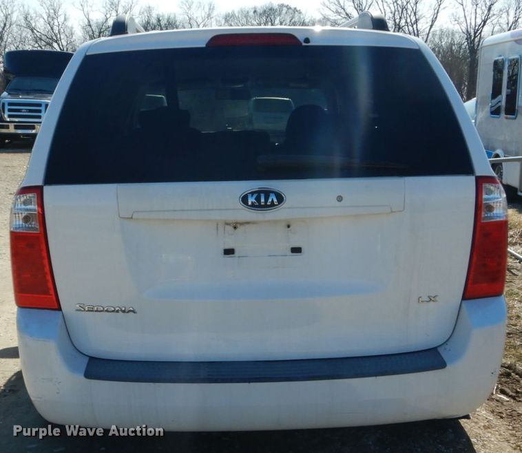 image for item GT9631 2008 Kia Sedona  van