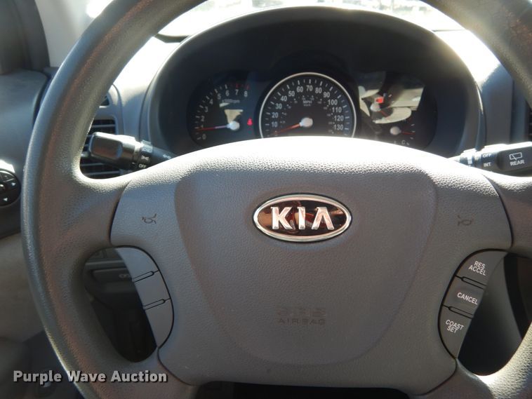 image for item GT9631 2008 Kia Sedona  van