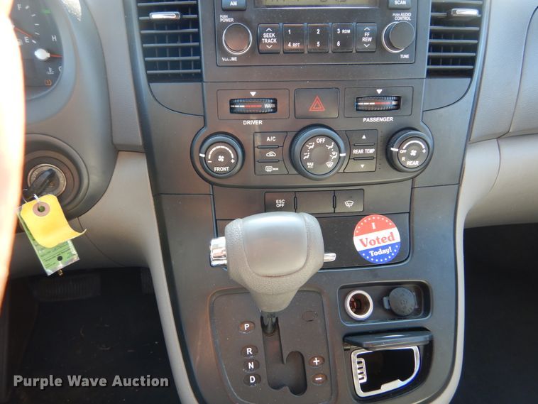 image for item GT9631 2008 Kia Sedona  van