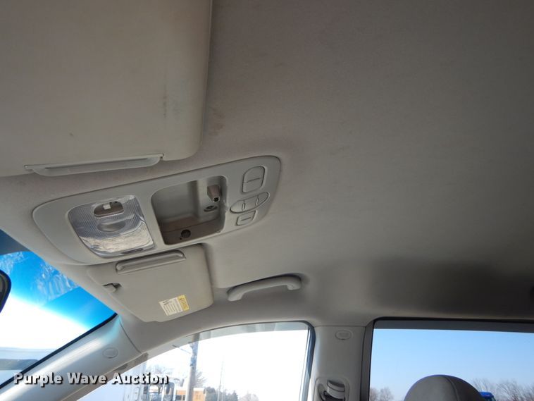 image for item GT9631 2008 Kia Sedona  van