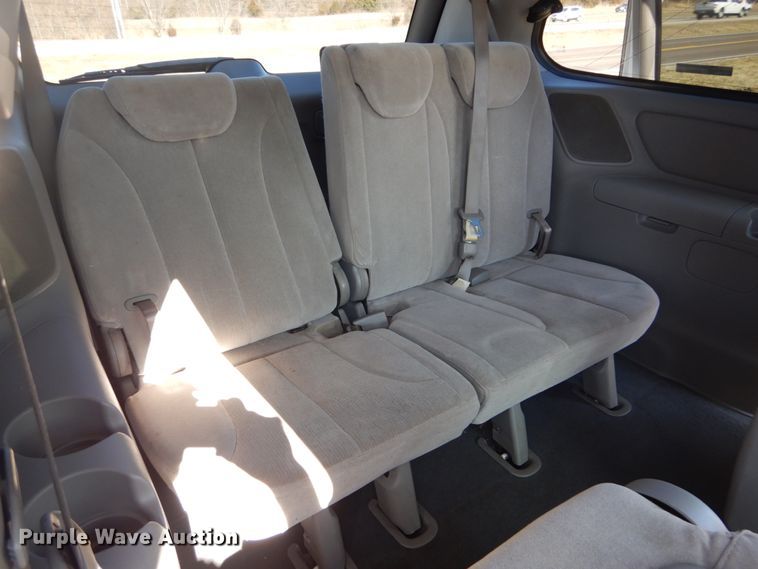 image for item GT9631 2008 Kia Sedona  van