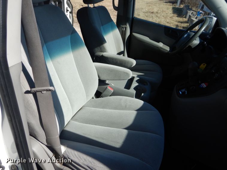 image for item GT9631 2008 Kia Sedona  van