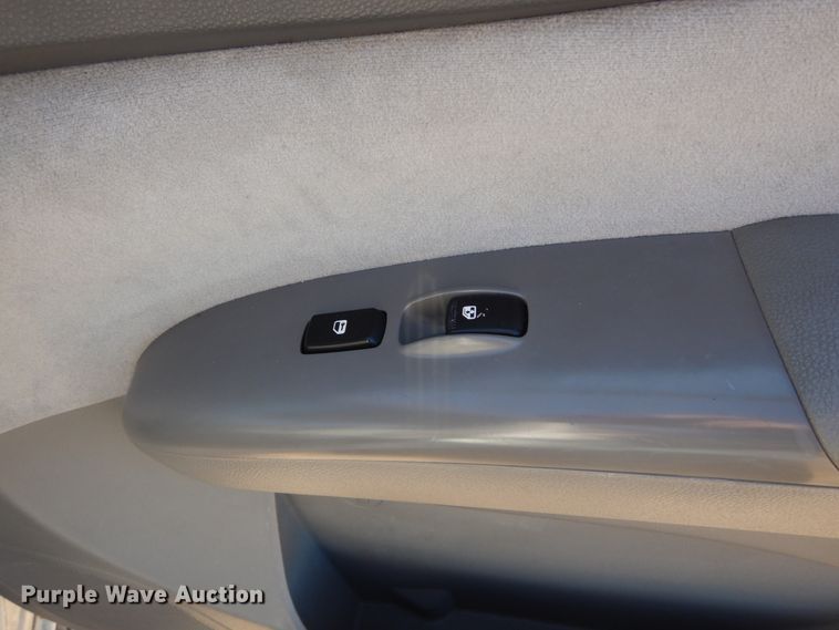 image for item GT9631 2008 Kia Sedona  van