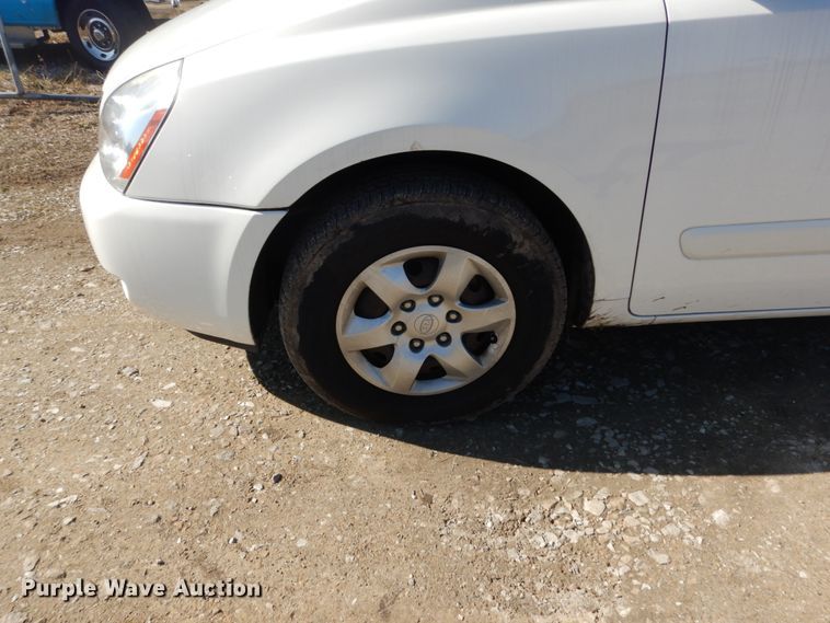 image for item GT9631 2008 Kia Sedona  van