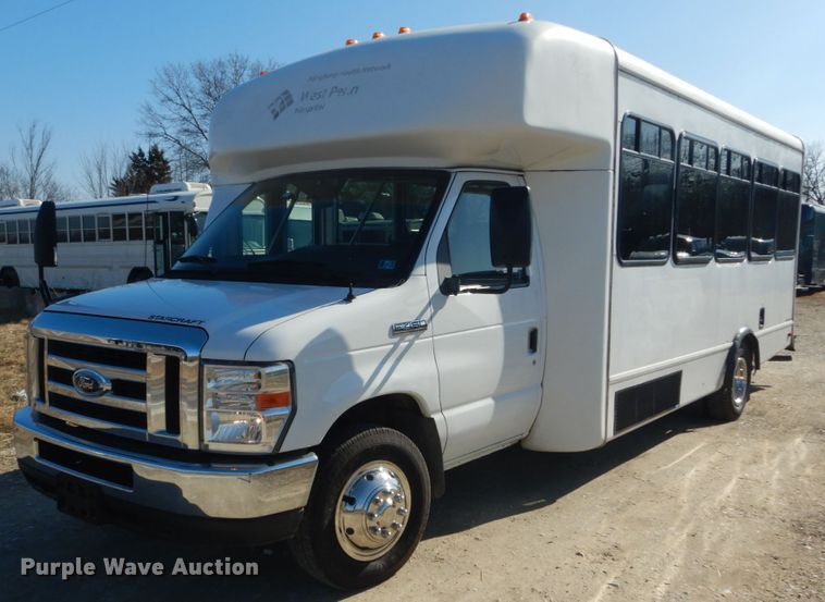 image for item GT9632 2010 Ford E450  Shuttle bus