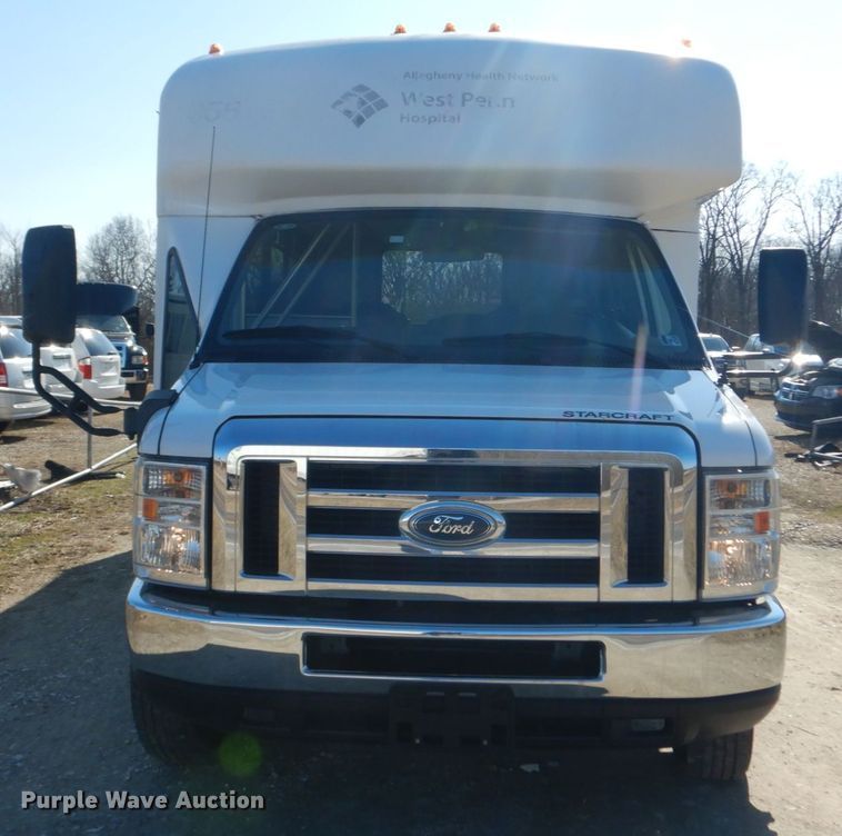 image for item GT9632 2010 Ford E450  Shuttle bus