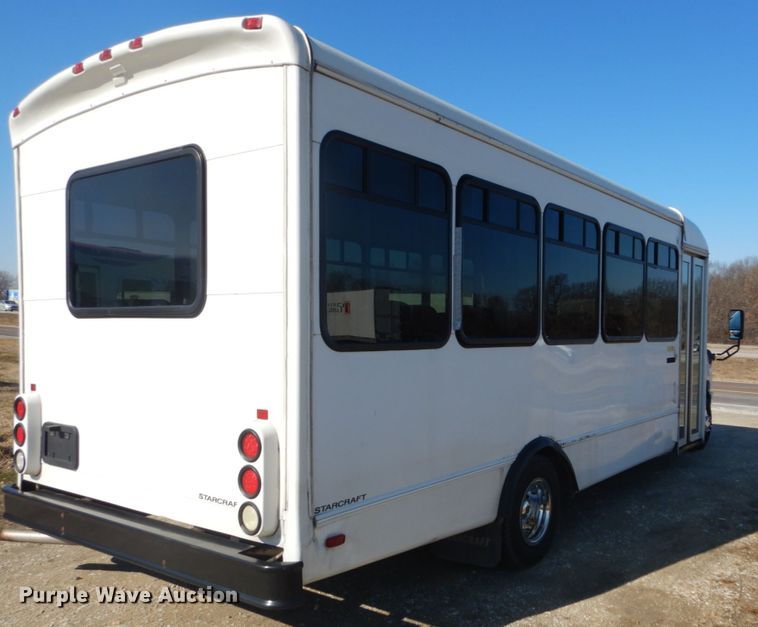 image for item GT9632 2010 Ford E450  Shuttle bus