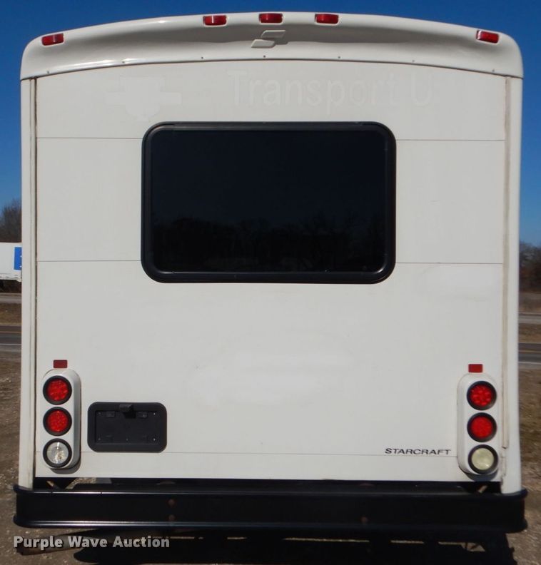 image for item GT9632 2010 Ford E450  Shuttle bus