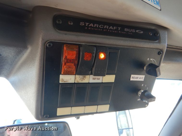 image for item GT9632 2010 Ford E450  Shuttle bus