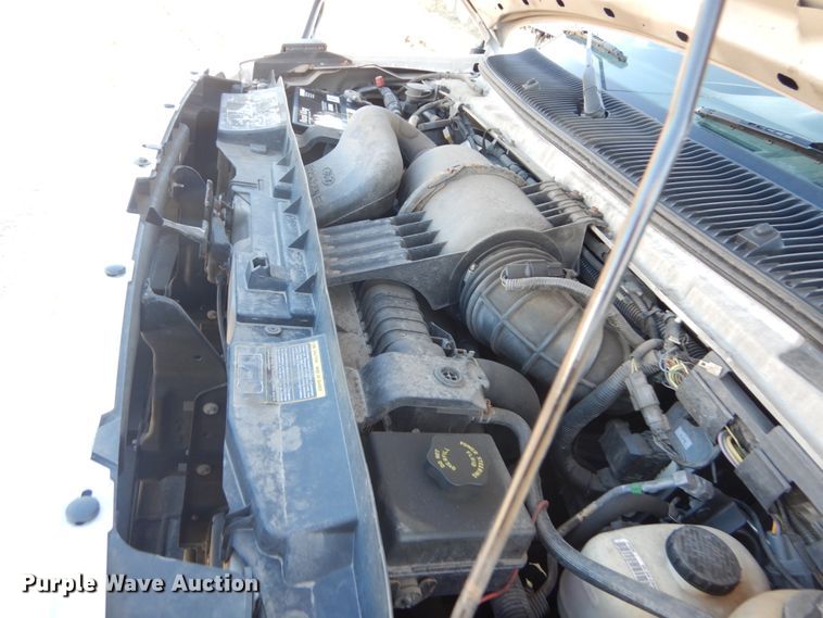 image for item GT9632 2010 Ford E450  Shuttle bus