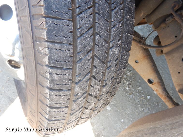 image for item GT9632 2010 Ford E450  Shuttle bus