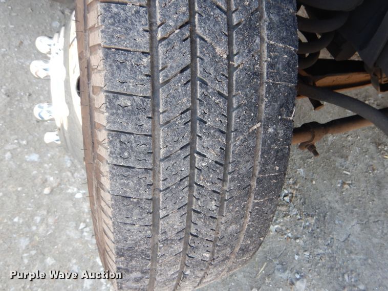 image for item GT9632 2010 Ford E450  Shuttle bus