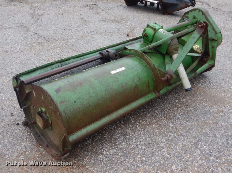 image for item GT9696 John Deere 25A flail mower
