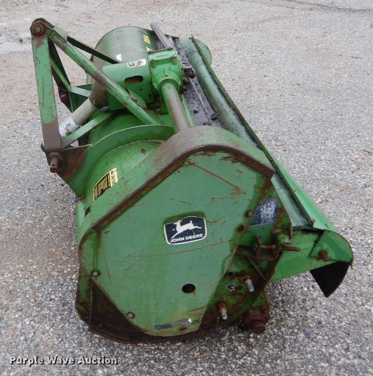 image for item GT9696 John Deere 25A flail mower