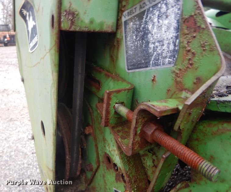 image for item GT9696 John Deere 25A flail mower