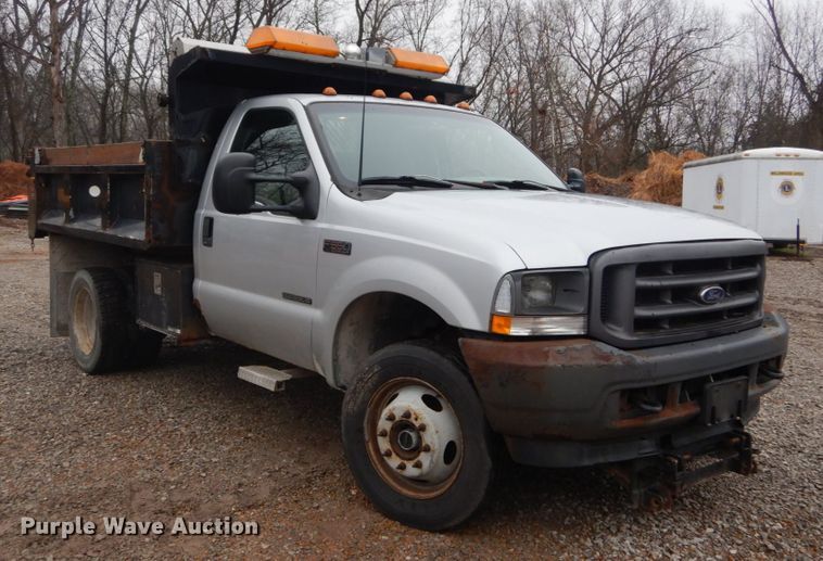 image for item GT9700 2003 Ford F550 Super Duty XL  dump truck