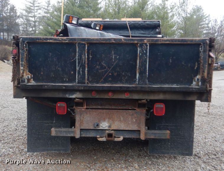 image for item GT9700 2003 Ford F550 Super Duty XL  dump truck