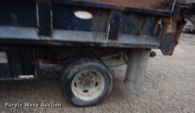 image for item GT9700 2003 Ford F550 Super Duty XL  dump truck