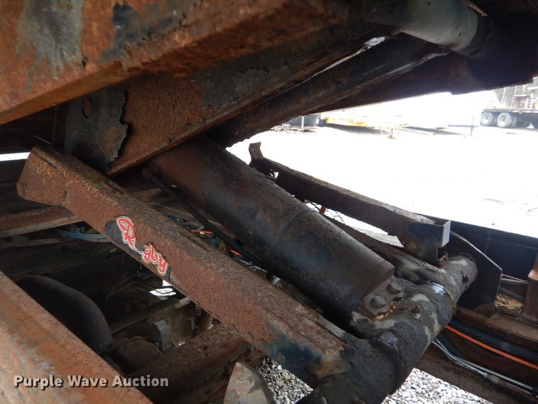 image for item GT9700 2003 Ford F550 Super Duty XL  dump truck