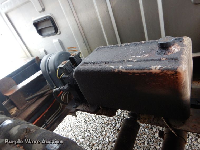 image for item GT9700 2003 Ford F550 Super Duty XL  dump truck