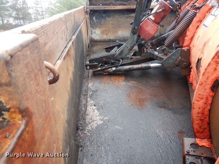 image for item GT9700 2003 Ford F550 Super Duty XL  dump truck