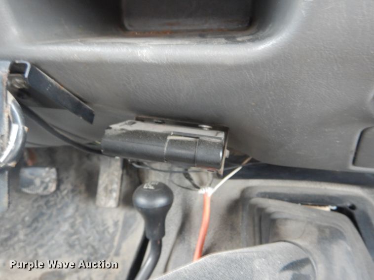 image for item GT9700 2003 Ford F550 Super Duty XL  dump truck