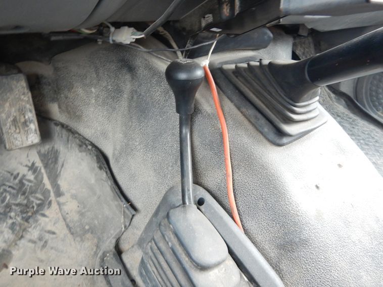 image for item GT9700 2003 Ford F550 Super Duty XL  dump truck