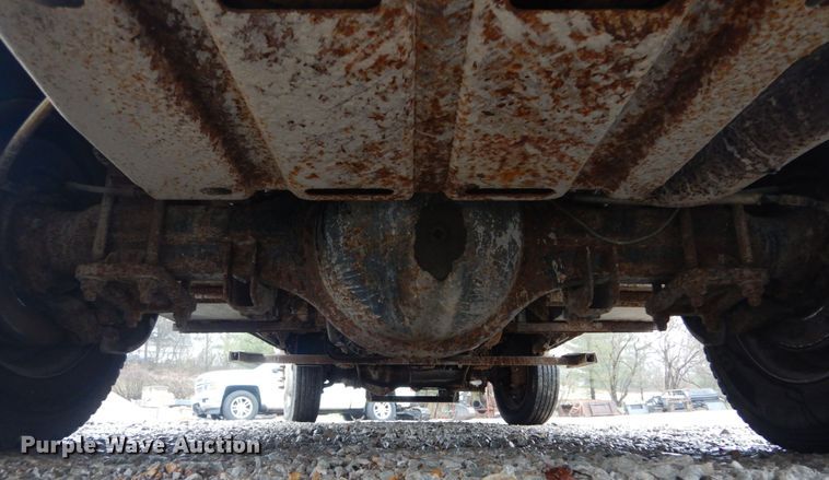 image for item GT9700 2003 Ford F550 Super Duty XL  dump truck