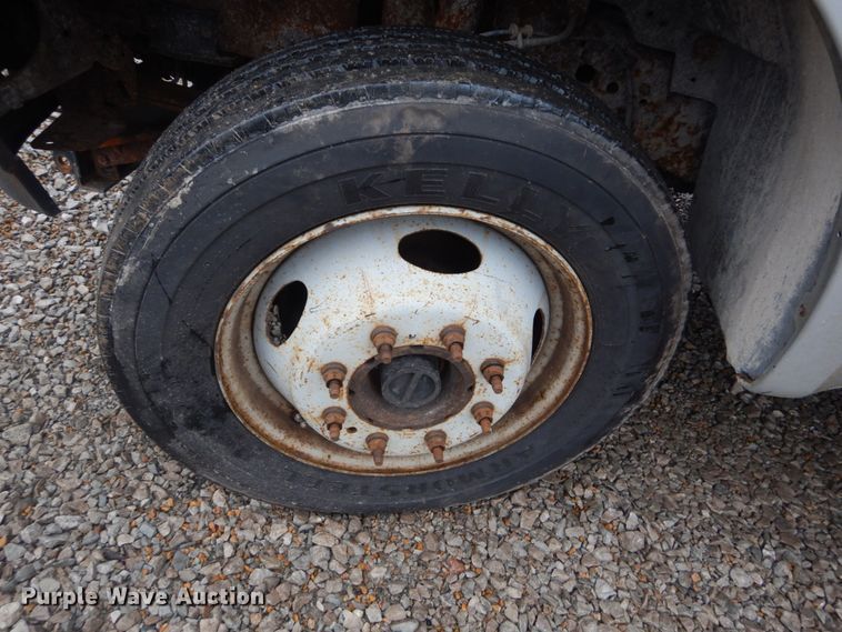 image for item GT9700 2003 Ford F550 Super Duty XL  dump truck