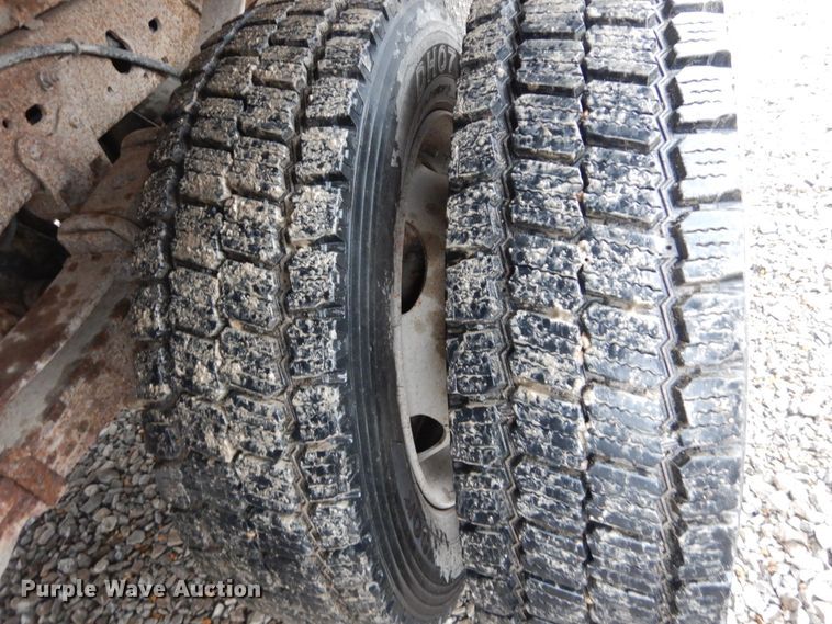 image for item GT9700 2003 Ford F550 Super Duty XL  dump truck