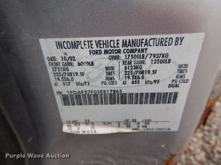 image for item GT9700 2003 Ford F550 Super Duty XL  dump truck