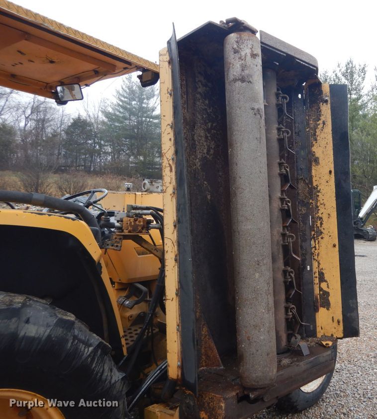 image for item GT9703 1996 John Deere 5500  tractor