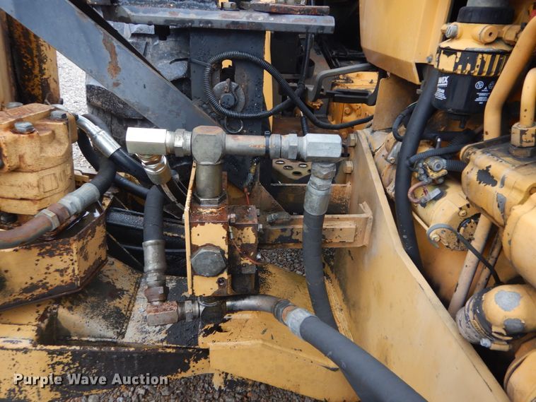 image for item GT9703 1996 John Deere 5500  tractor