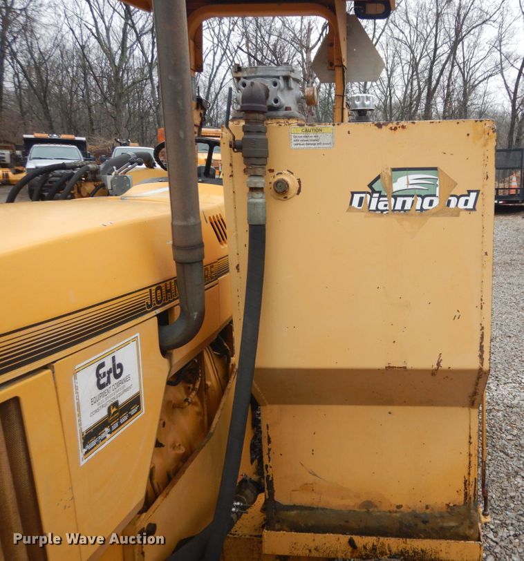 image for item GT9703 1996 John Deere 5500  tractor