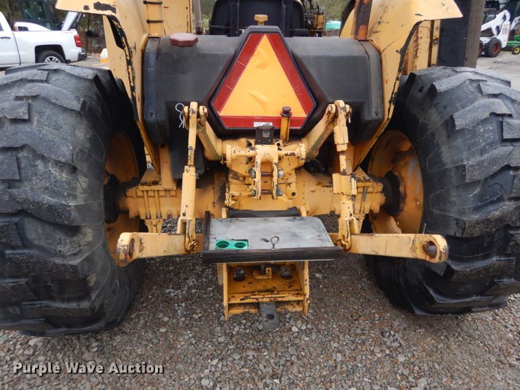 image for item GT9703 1996 John Deere 5500  tractor