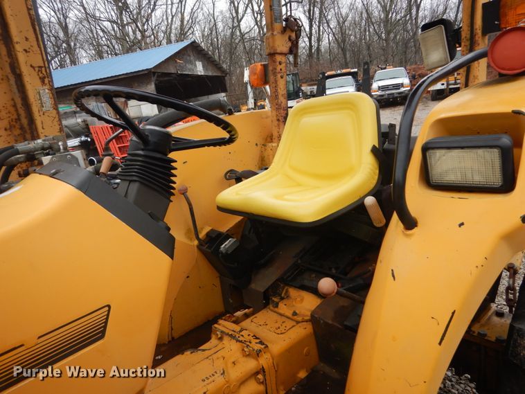 image for item GT9703 1996 John Deere 5500  tractor