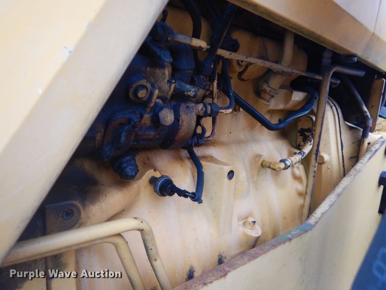 image for item GT9703 1996 John Deere 5500  tractor