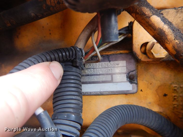 image for item GT9703 1996 John Deere 5500  tractor