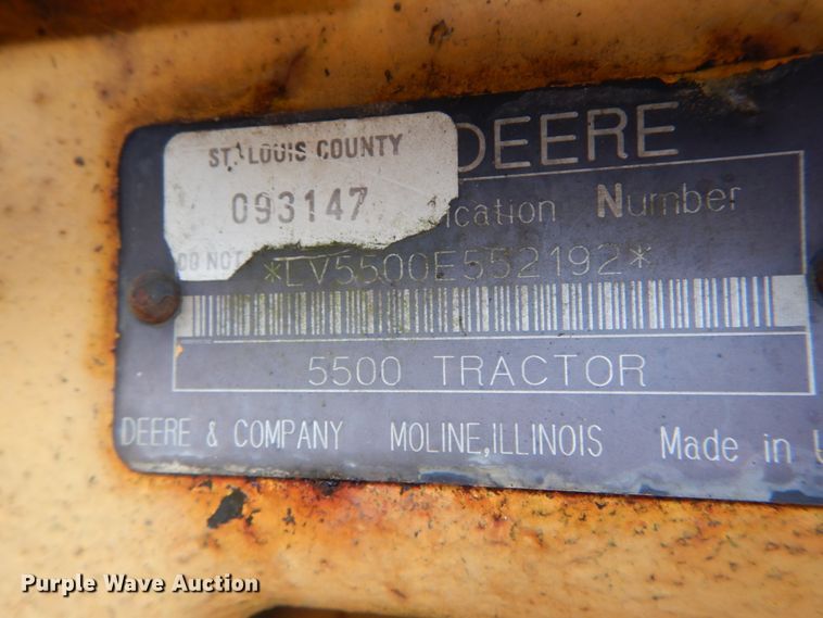 image for item GT9703 1996 John Deere 5500  tractor