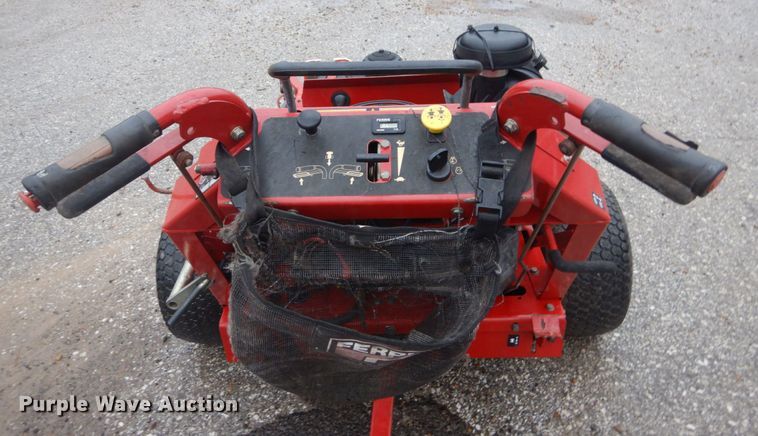 image for item GT9705 Ferris Comfort Control DD  ZTR mower