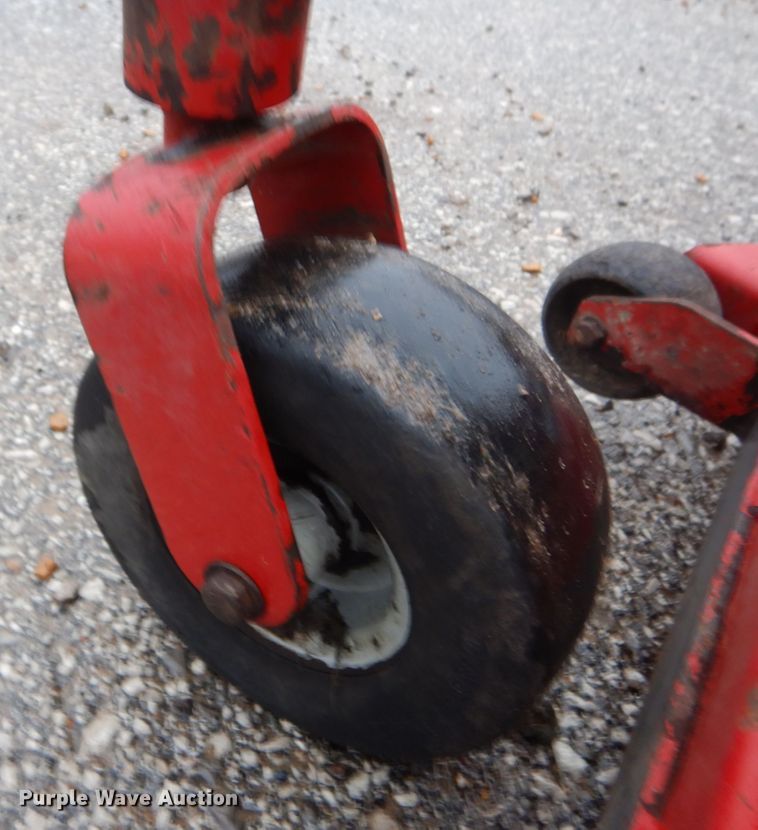 image for item GT9705 Ferris Comfort Control DD  ZTR mower